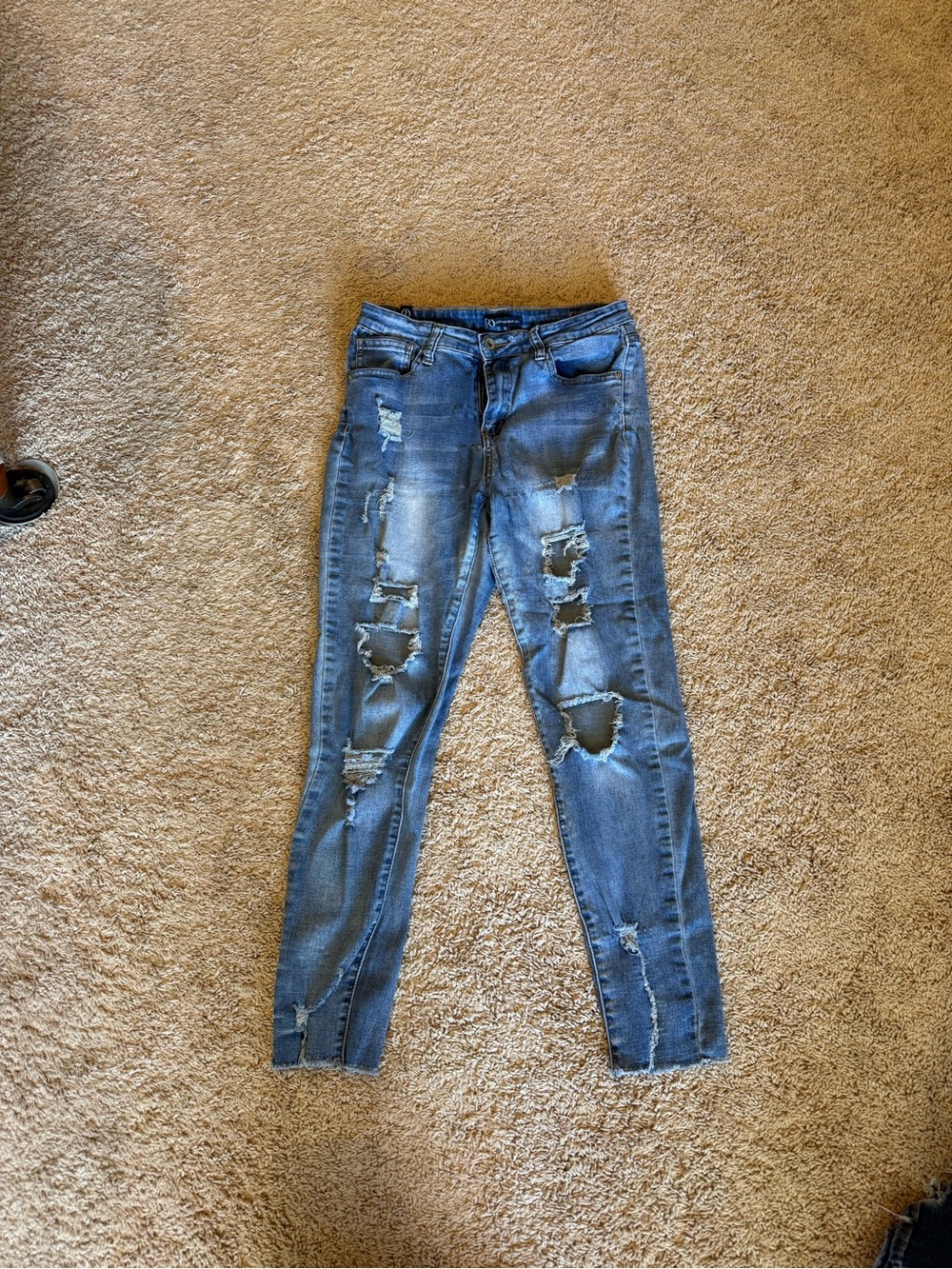 One republic distressed skinny jeans size 10
